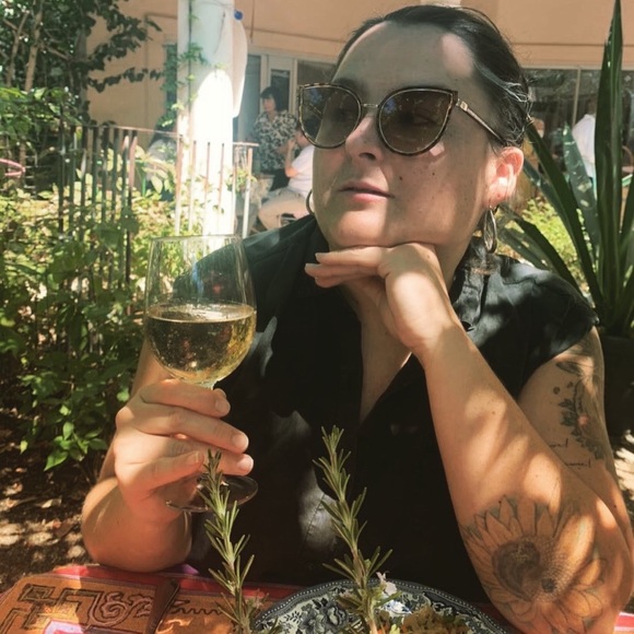 Seller Info 💌 - Picture 2 of 16